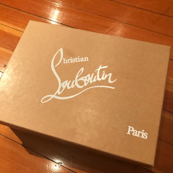 ♥️Gorgeous patent leather SO KATE Louboutins ♥️ - Picture 5 of 9